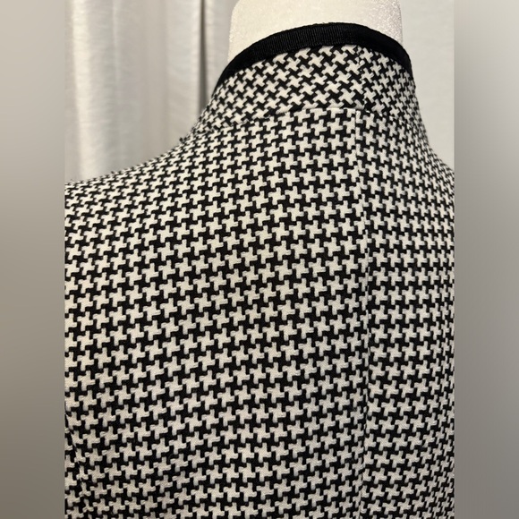 🖤 Chic Houndstooth Blazer by Stanley Blacker 🖤 - Picture 3 of 8